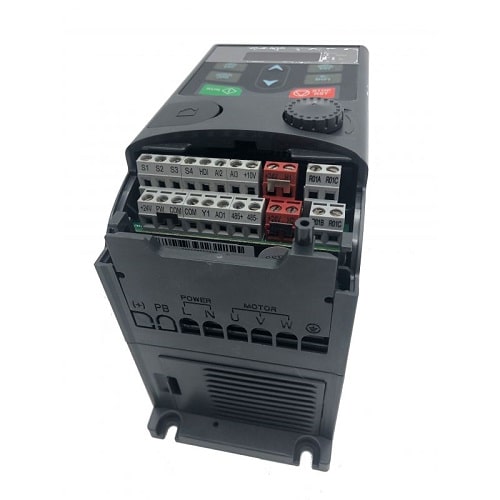 Choisir un variateur de fréquence - importance du connecteur